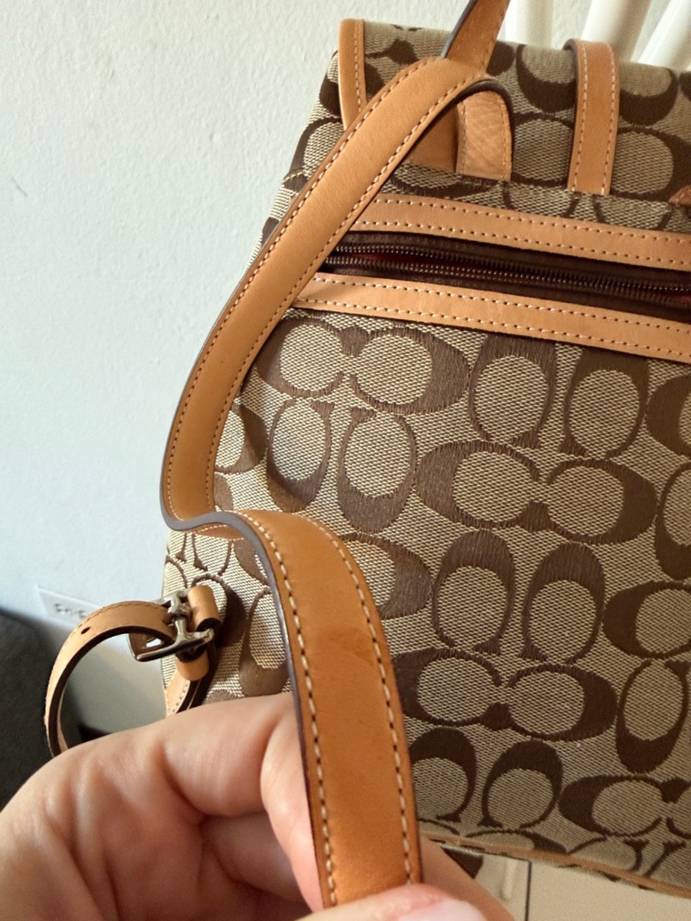 Vintage💕like new! Coach Signature Canvas Backpack with Tan Leather Trim - Picture 9 of 17